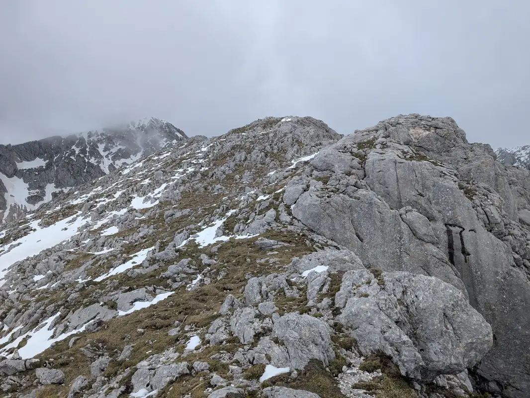 Terrain in lower part of Dolge Stene. The rule is to keep as close to the ridge as possible.