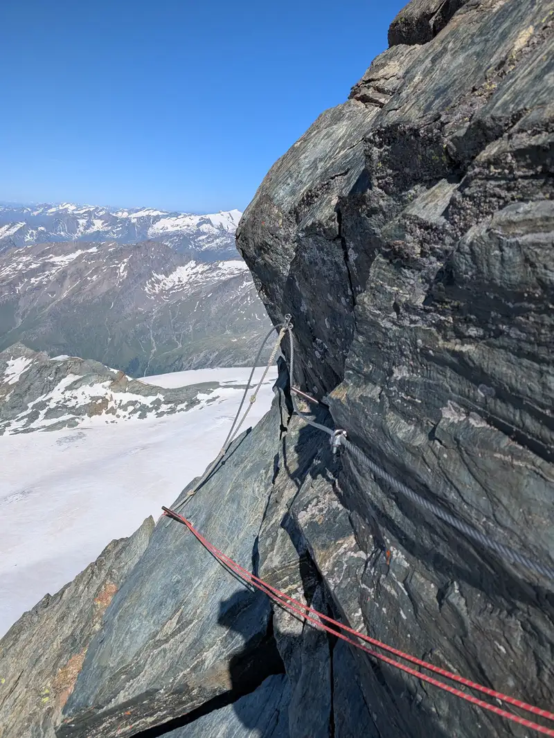 Fixed rope mentioned above (the gray one) and wire cable. From now on the difficulties will ease off.