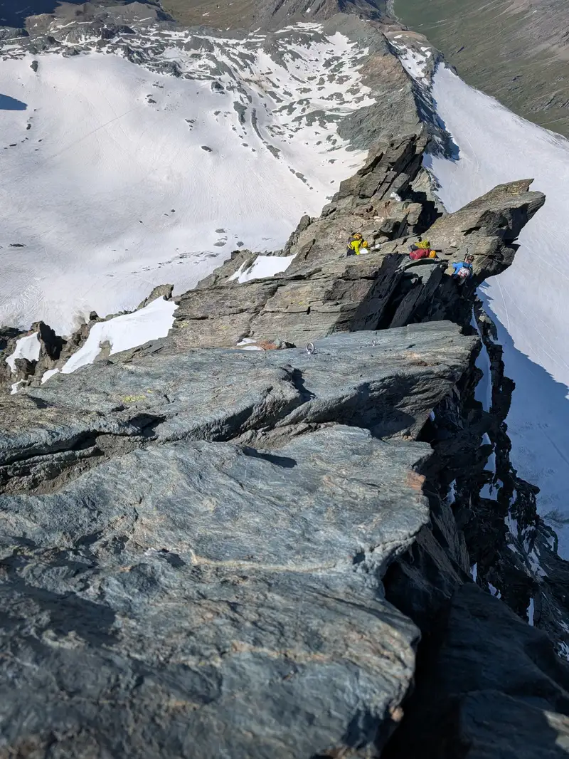 Key stretch, first entering the ridge from the western side and then moving forward on this inclined plate. Holds are scant but still doable.