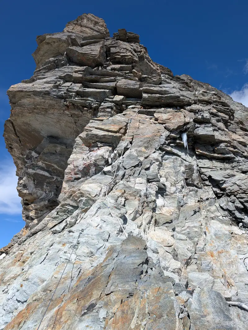 Section just above Carrel hut with a bit of overhang supplied with chain.