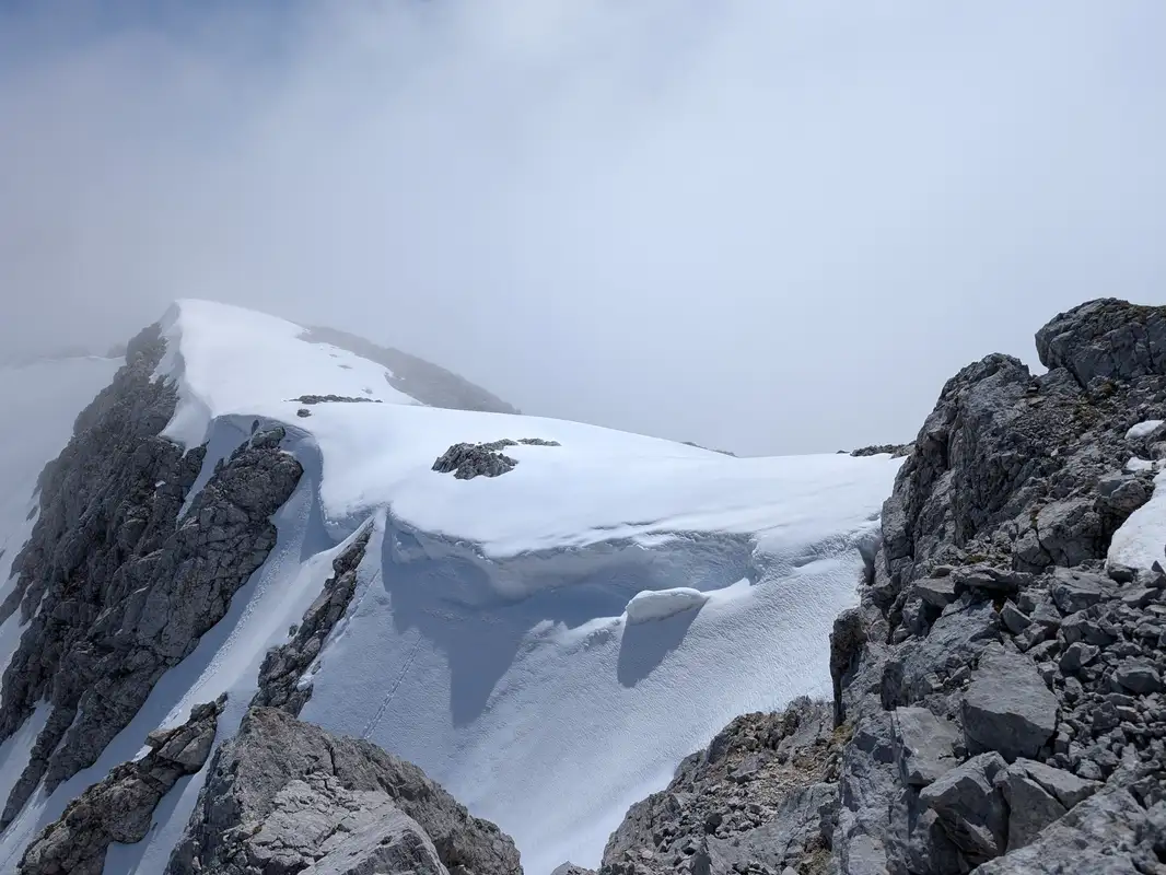 Look at the ridge between Špik and Lipnica.