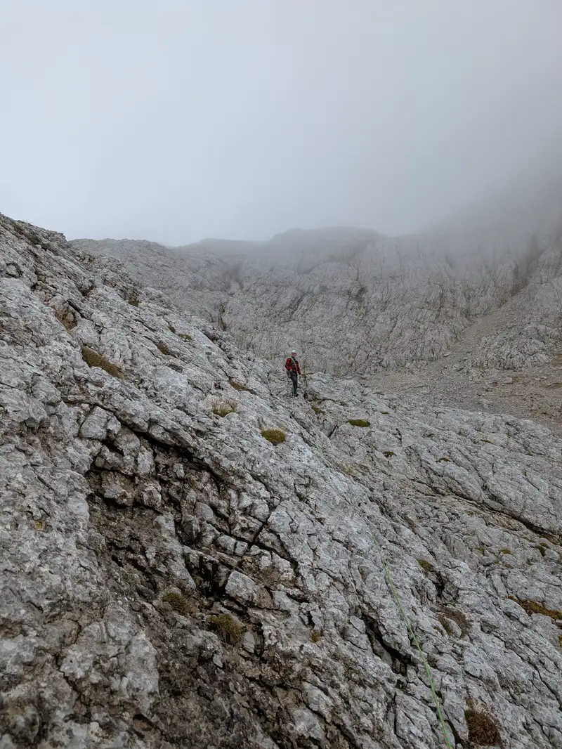 Entering easy terrain, the climbing part is over, now just some occasional scramble.