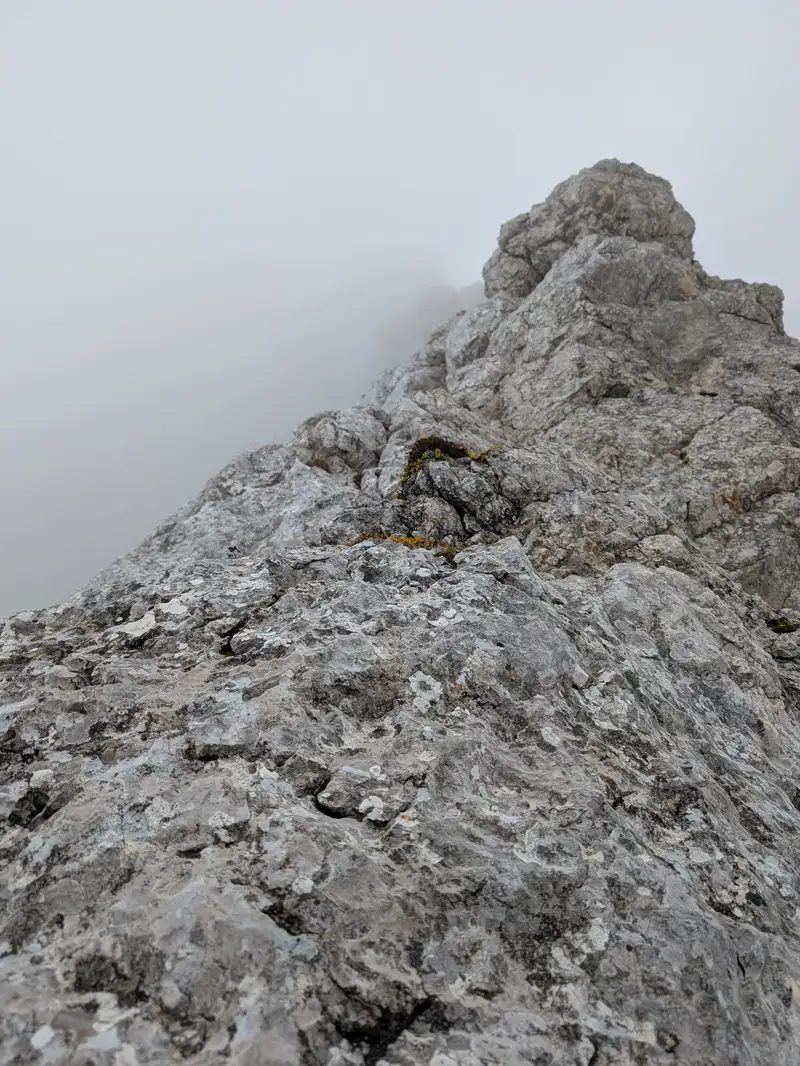 Terrain of the sixth pitch.