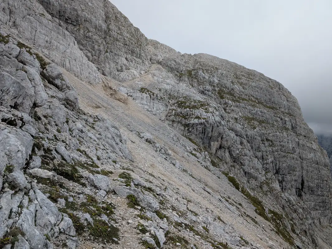 Now only 1500 meters down to Vrata valley, Stenar is left behind.