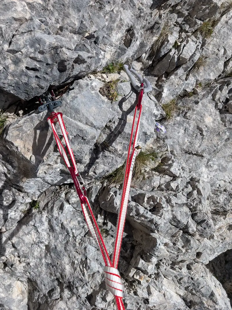 State of seventh belay, only one pitton in place.